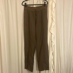 Super soft  khaki Flax Slacks